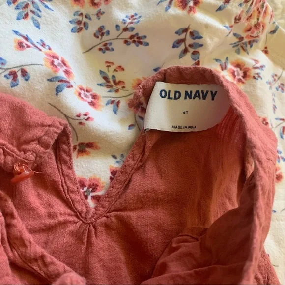4T Old Navy Outfit - Picture 5 of 6